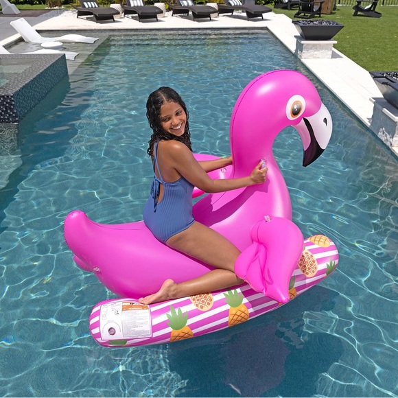 NIB Member's Mark Flamingo Ride-On Pool Float - Picture 10 of 10